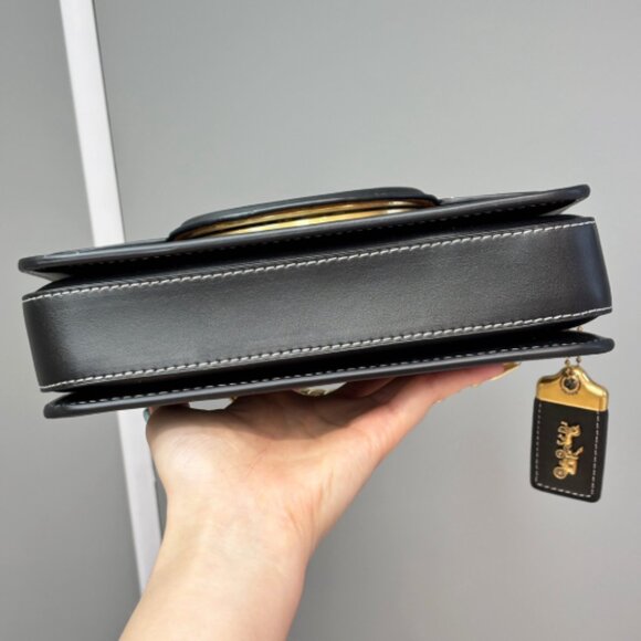 COACH HERO Horse and Carriage Print Shoulder Bag Black CAS83 Outlet NEW - Picture 3 of 6